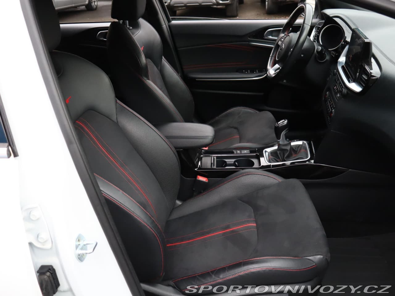 2019 Kia Proceed - 7