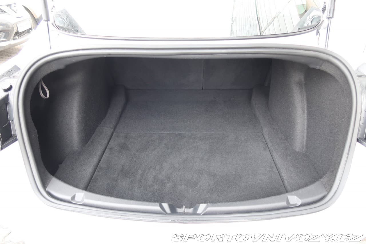 2020 Tesla Model 3 - 14