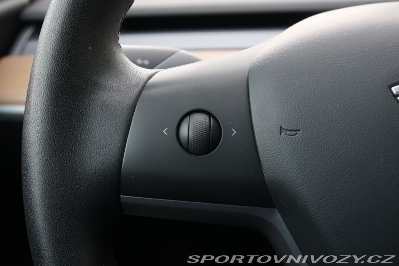 2020 Tesla Model 3 - 19