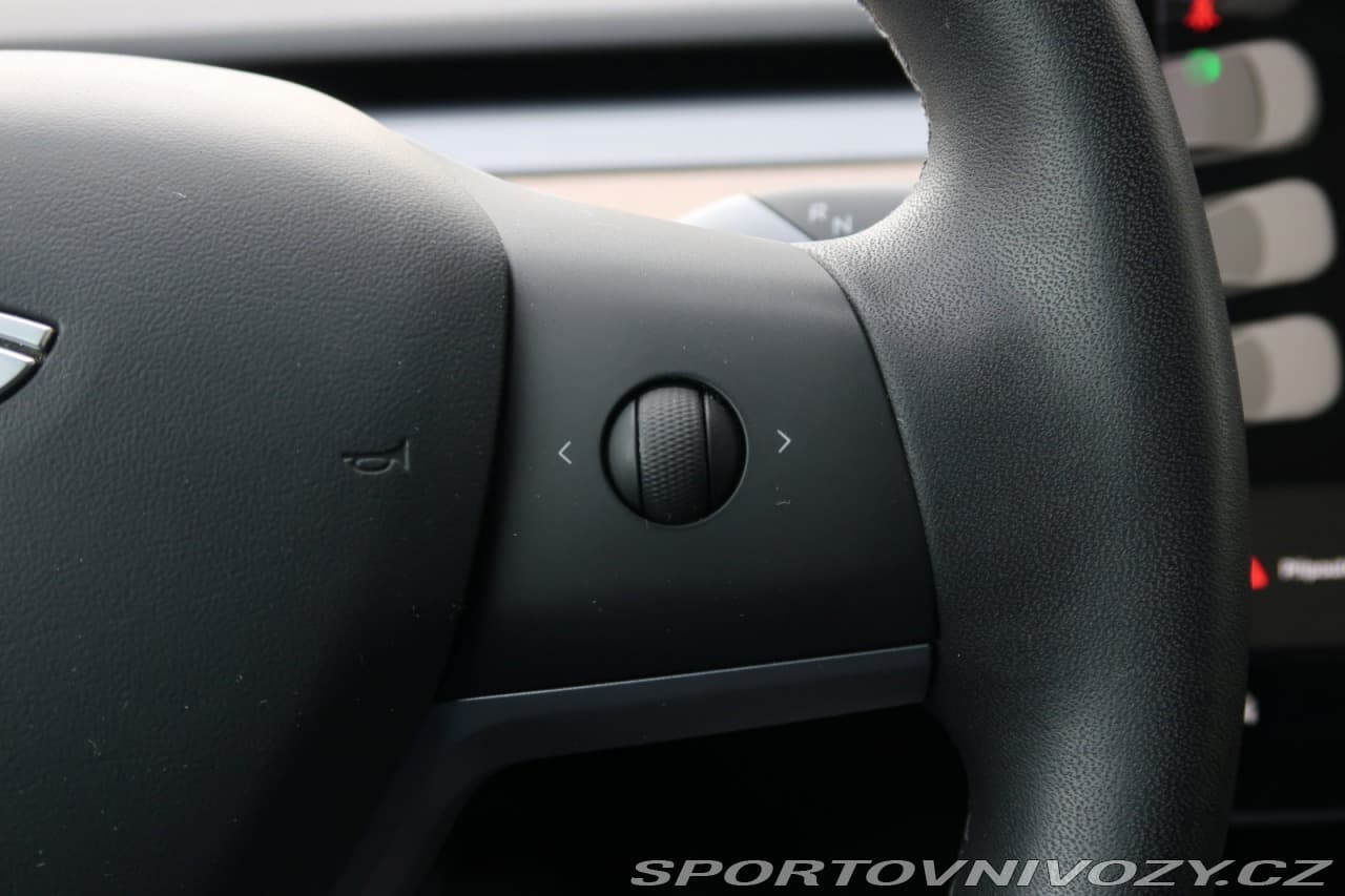 2020 Tesla Model 3 - 20