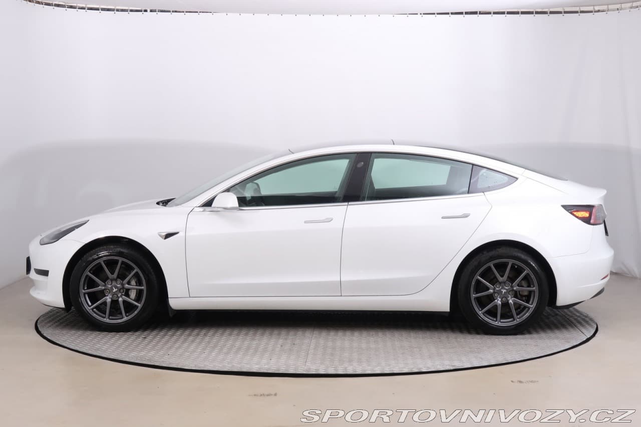 2020 Tesla Model 3 - 3