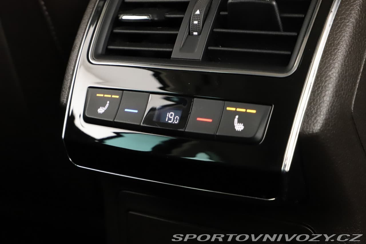 2019 Škoda Superb - 14