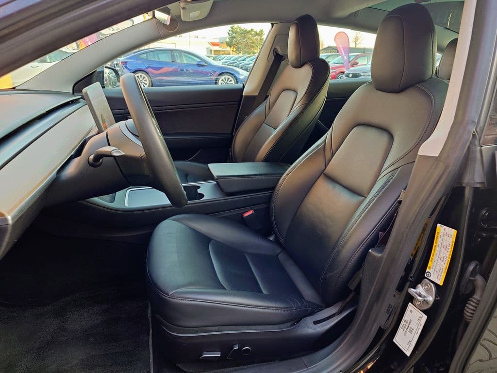 2021 Tesla Model 3 - 9