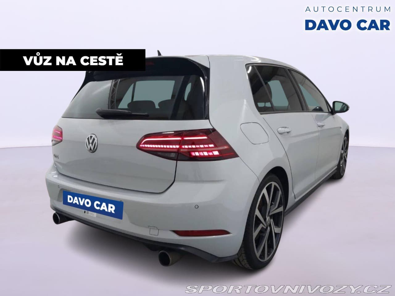 2017 Volkswagen Golf - 4