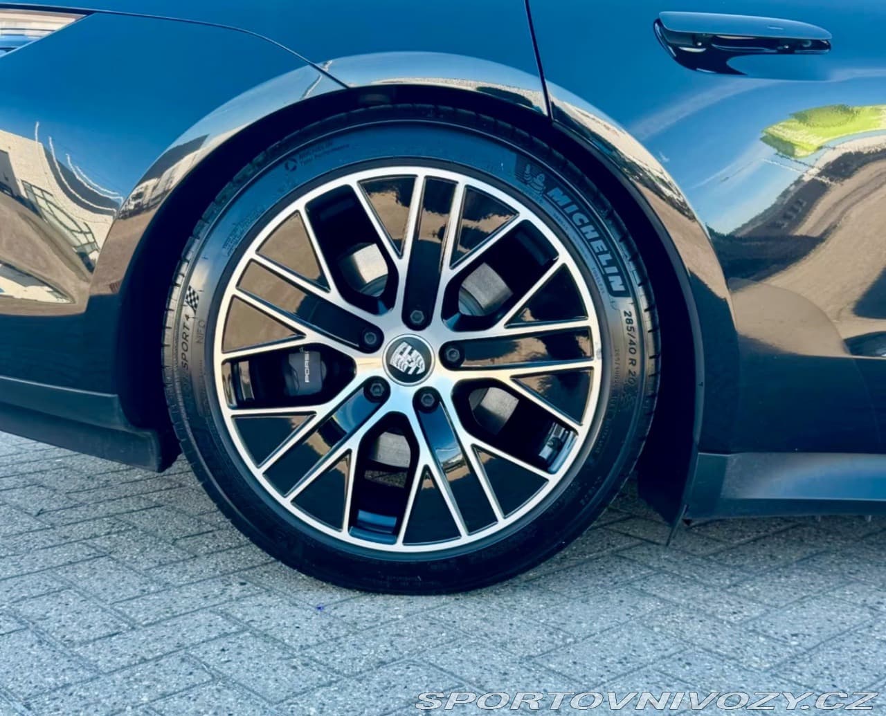 2021 Porsche Taycan - 12