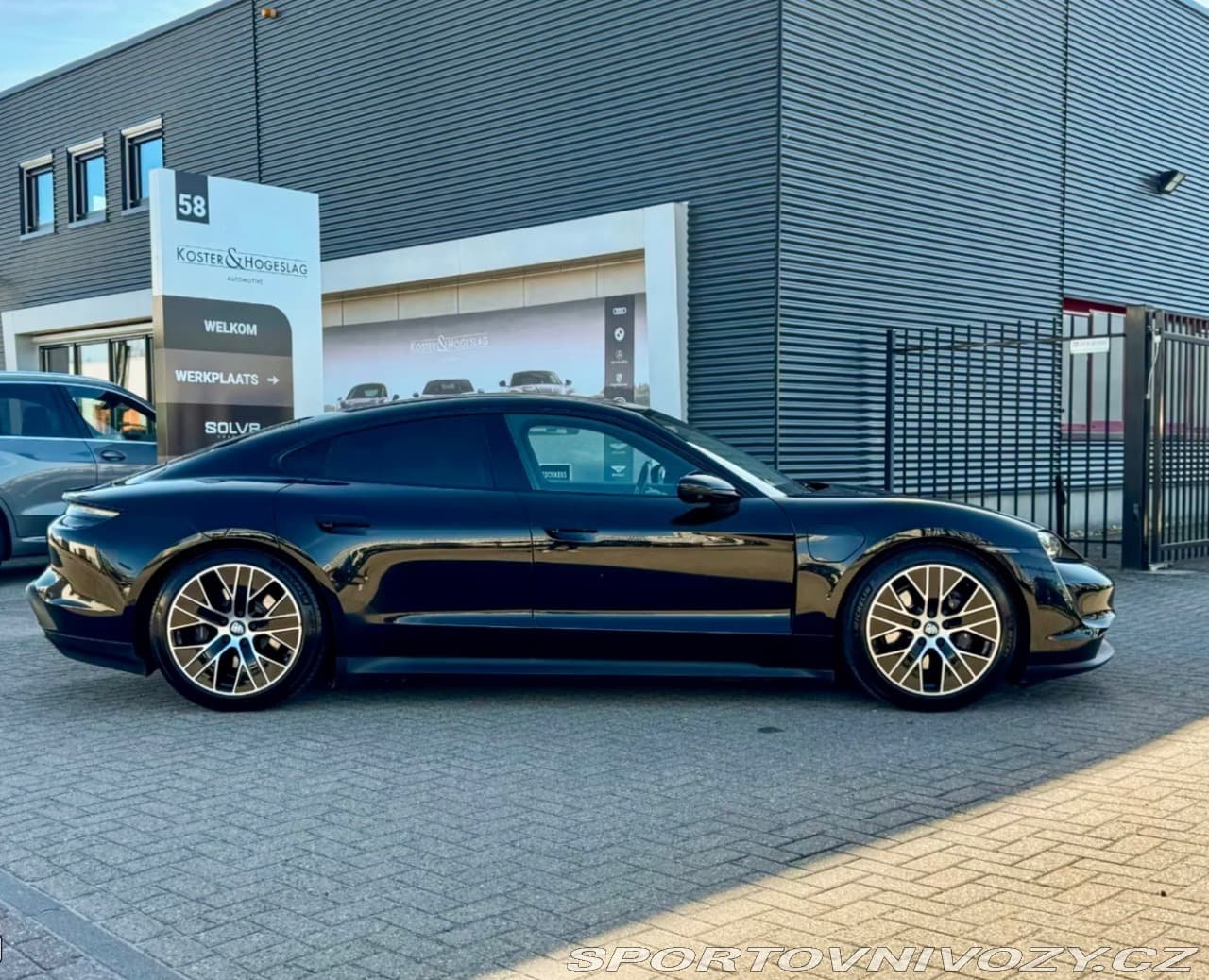 2021 Porsche Taycan - 5