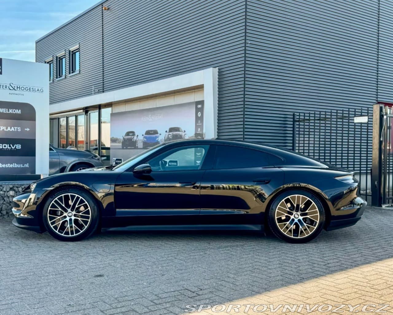 2021 Porsche Taycan - 6