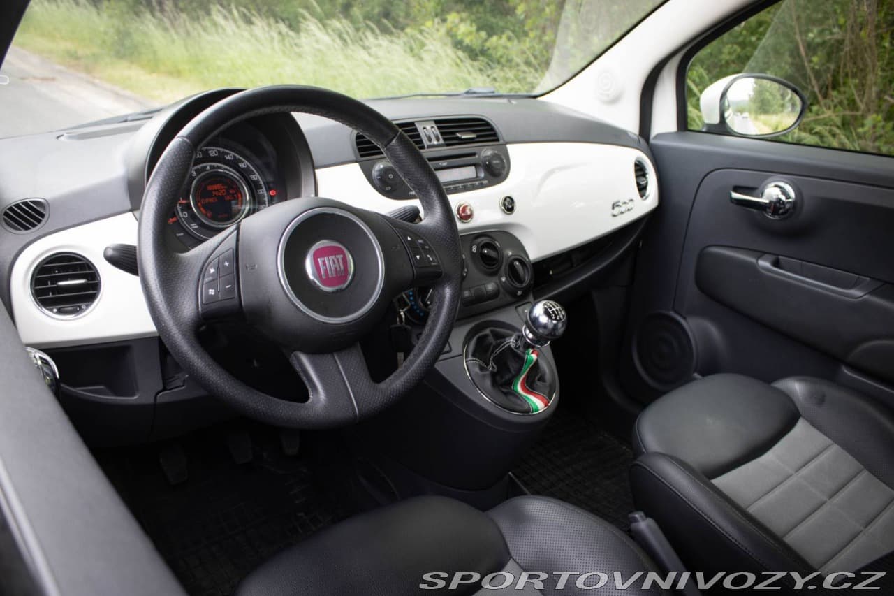 2011 Fiat 500 - 12