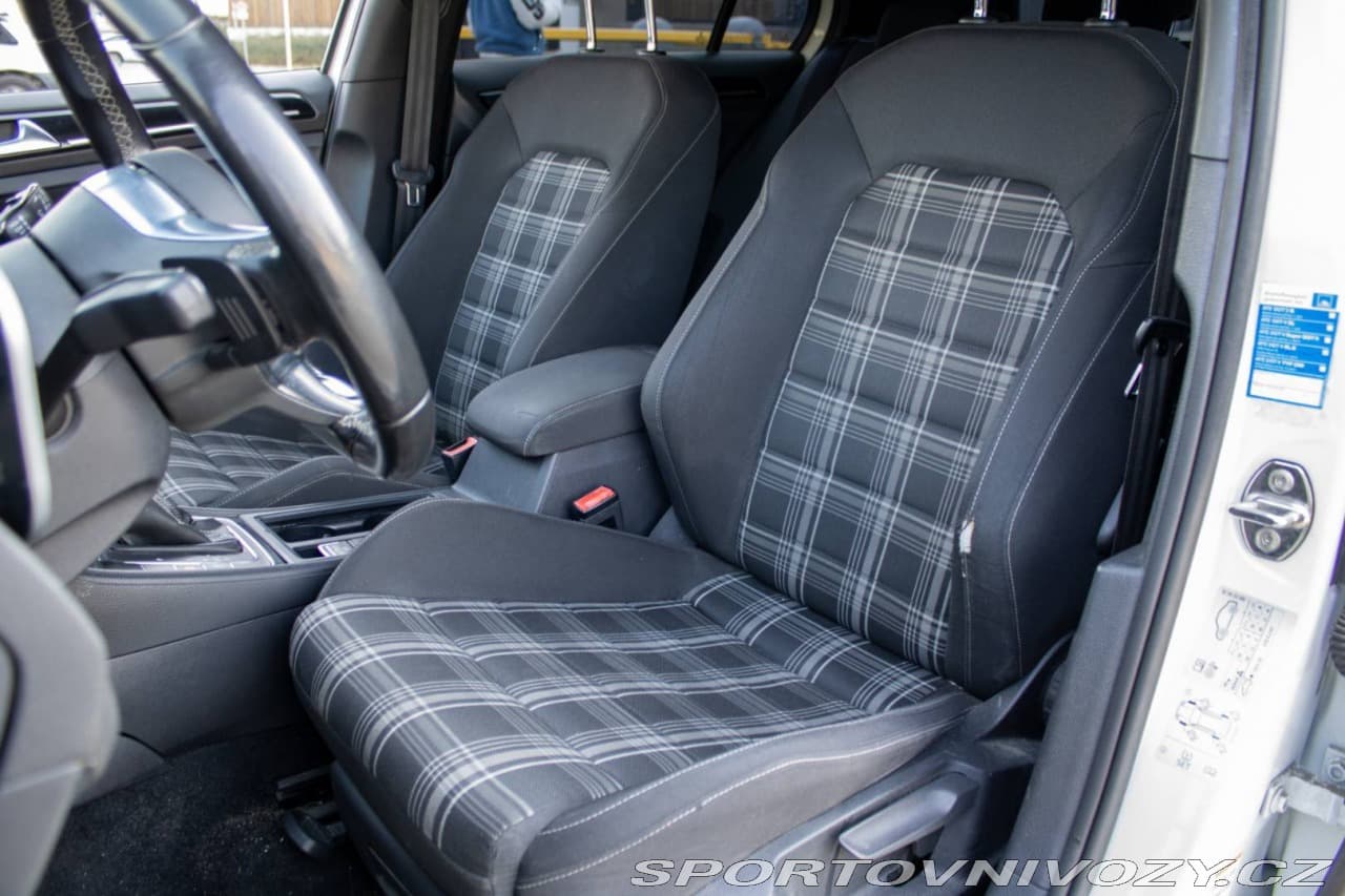 2016 Volkswagen GOLF - 13