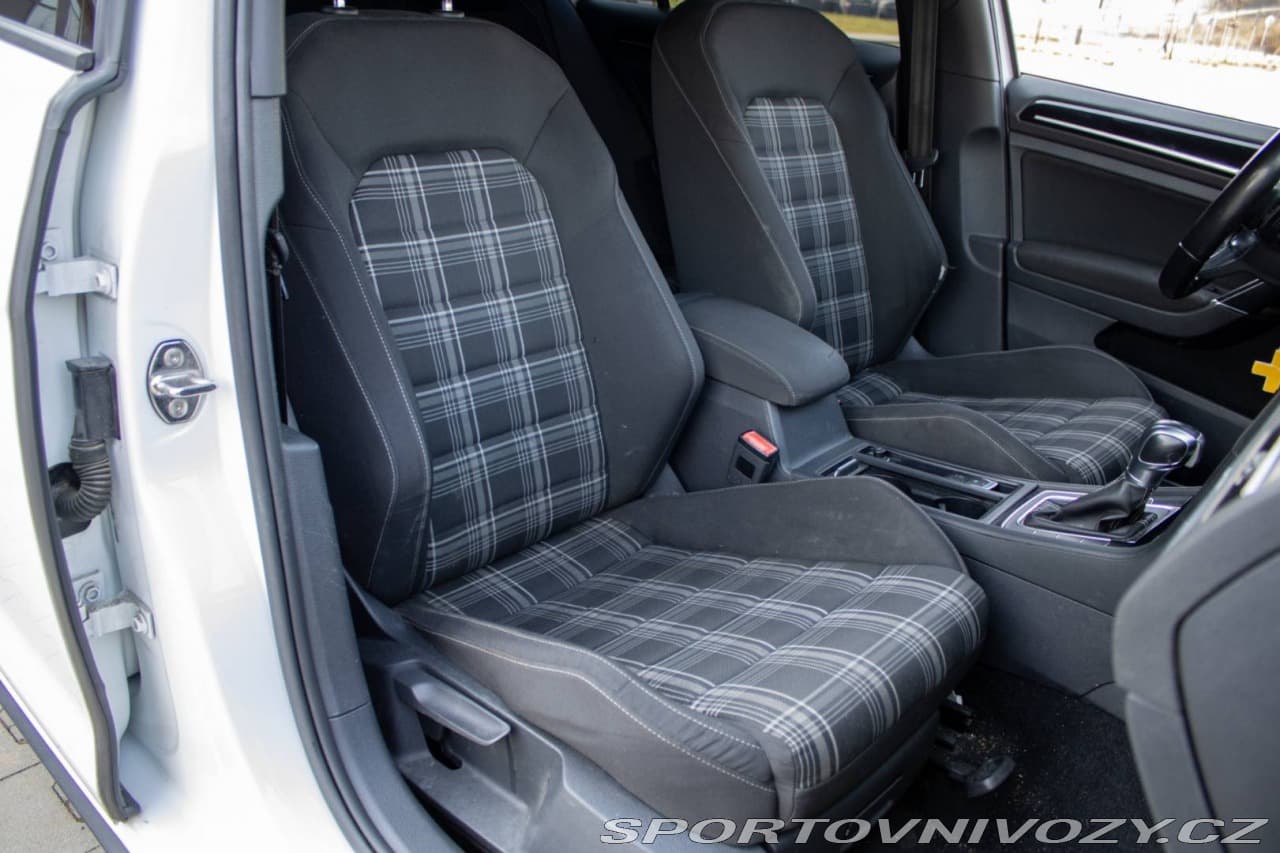 2016 Volkswagen GOLF - 14