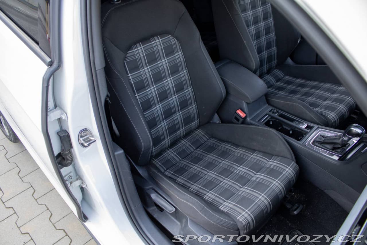 2016 Volkswagen GOLF - 15