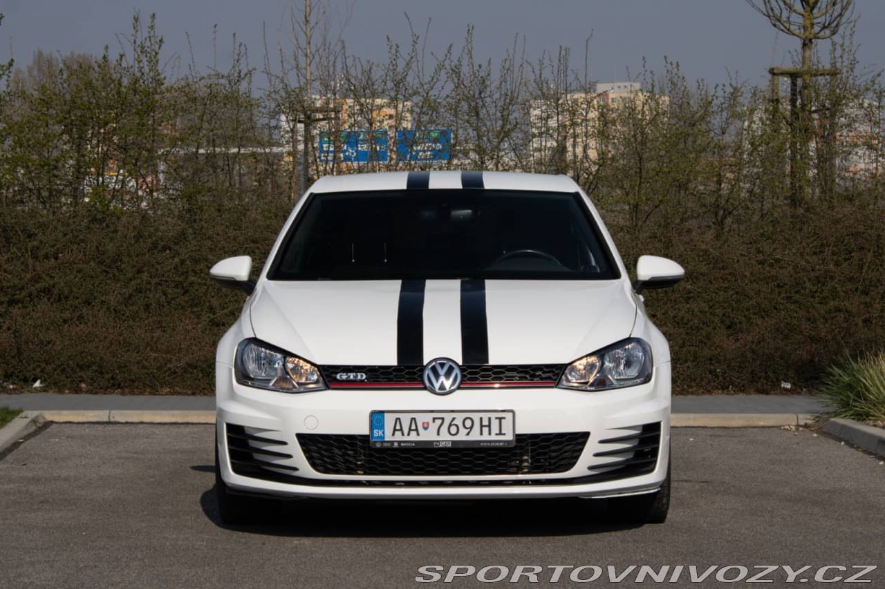 2016 Volkswagen GOLF - 2