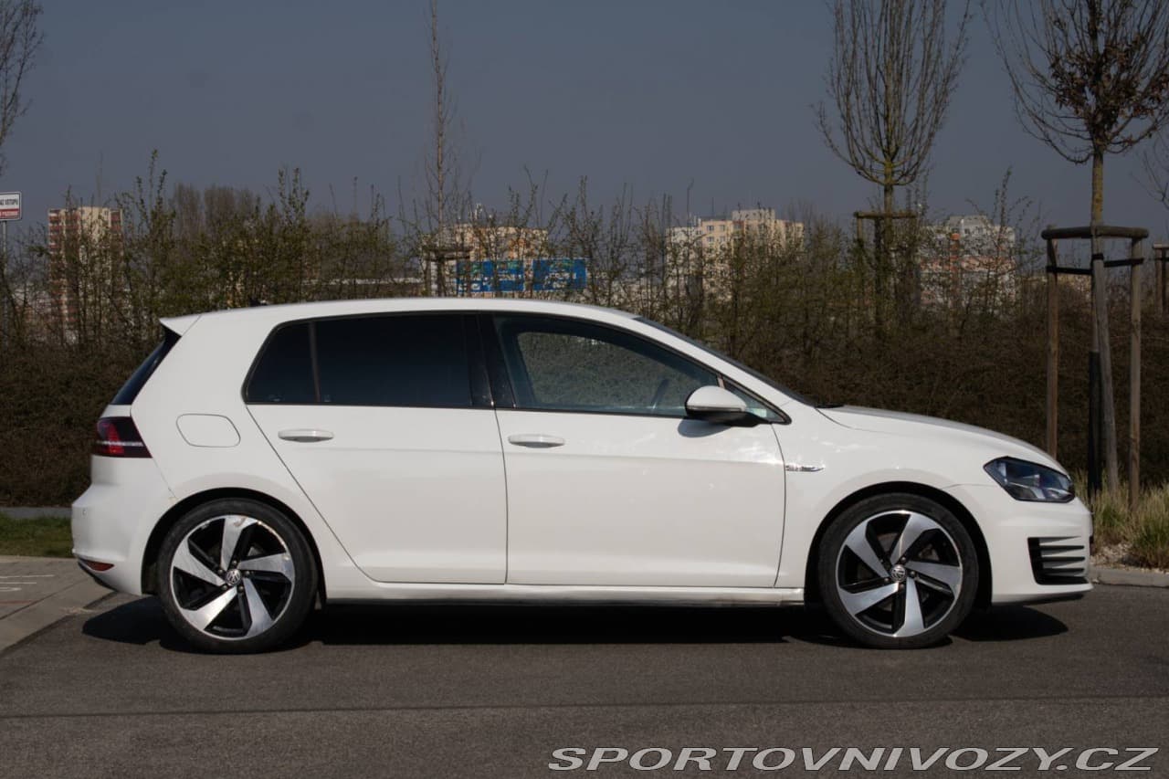 2016 Volkswagen GOLF - 4