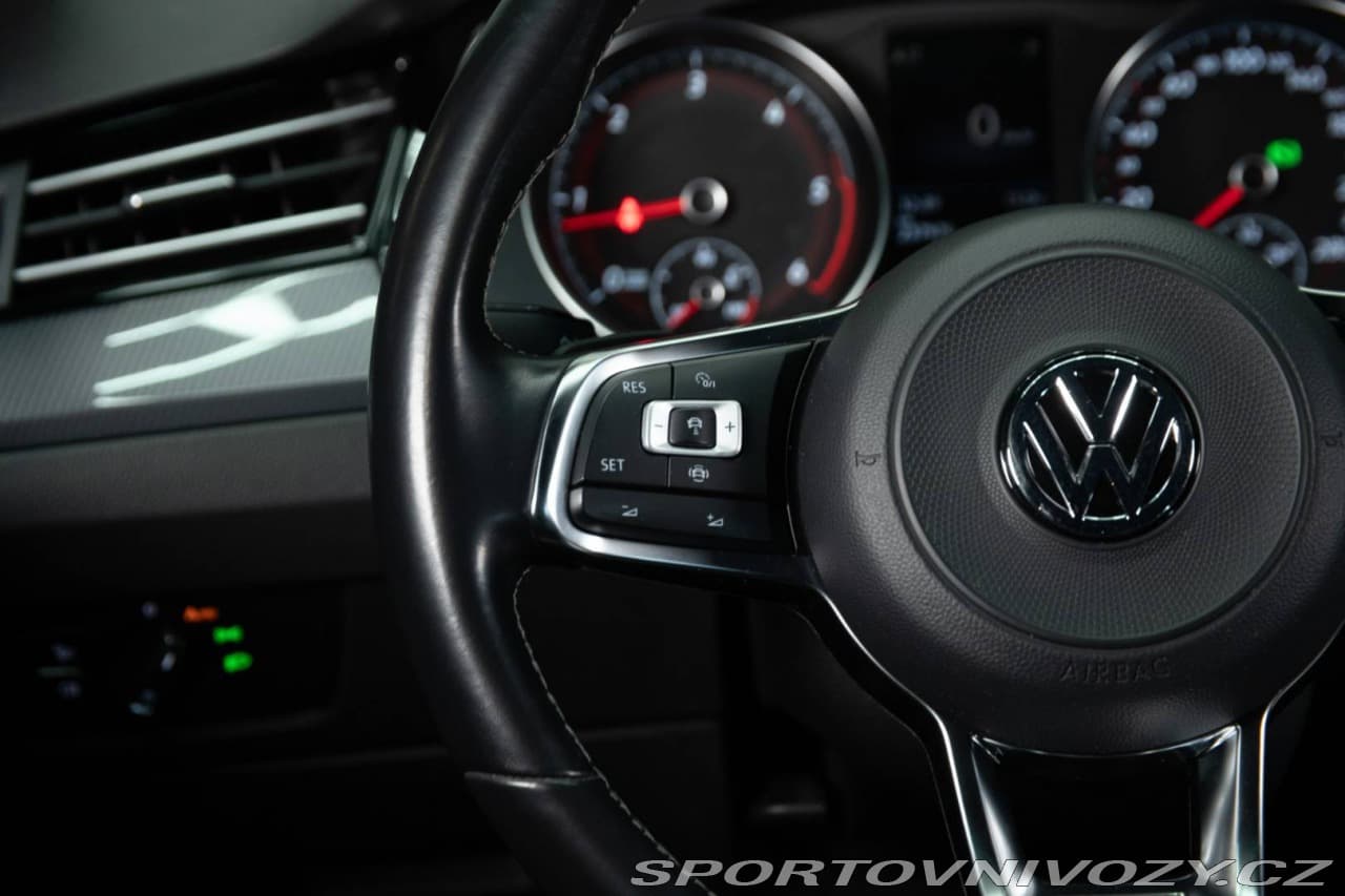 2018 Volkswagen ARTEON - 18
