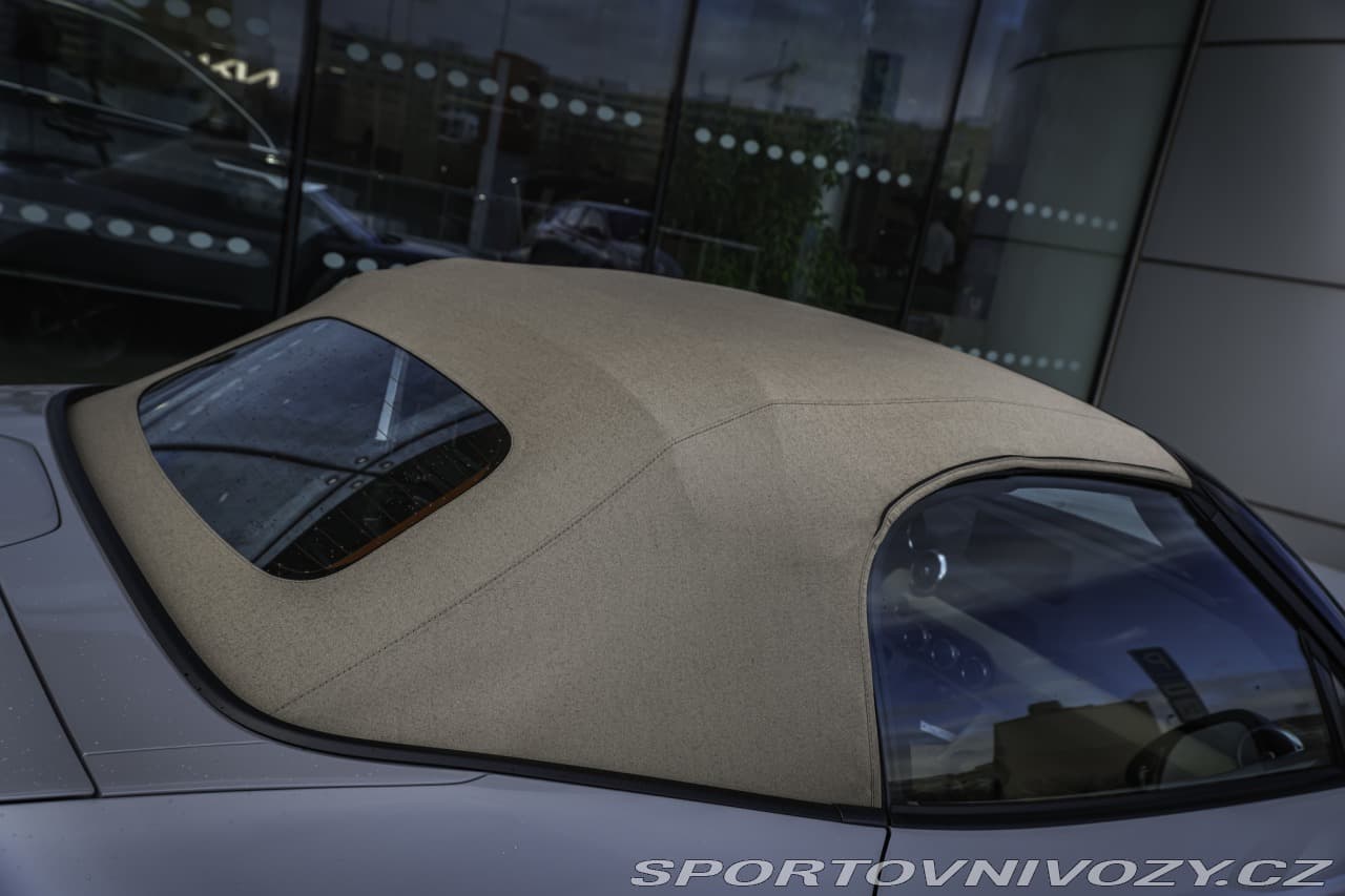 2026 Mazda MX-5 - 12