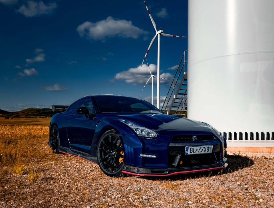 2012 Nissan GT-R - 12