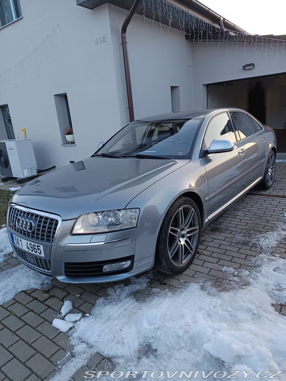 2008 Audi S8 - 3