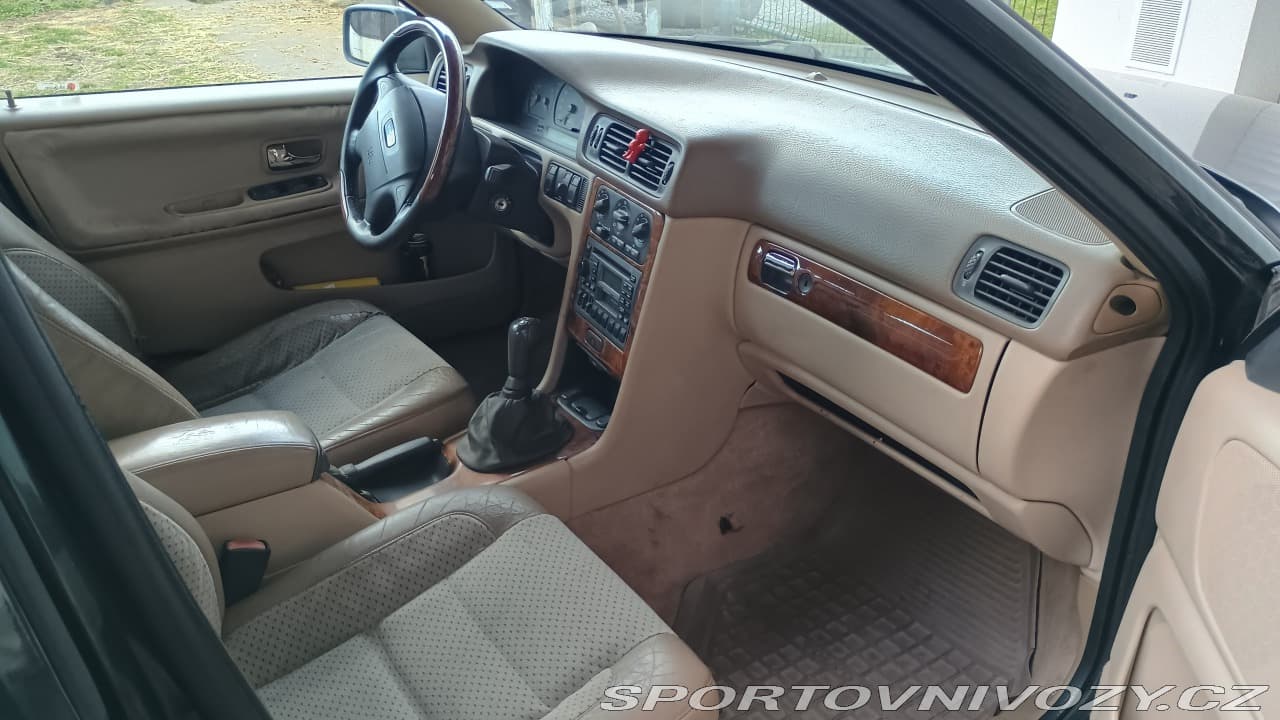 1997 Volvo V70 - 7