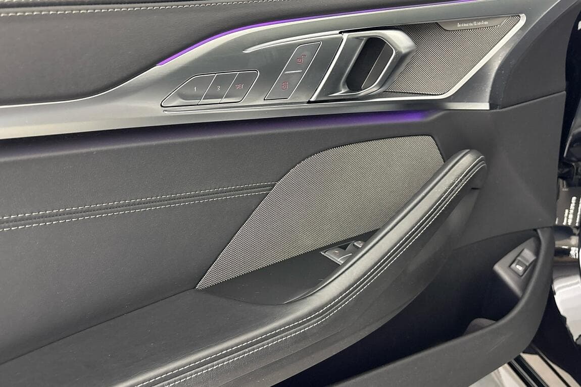 2023 BMW 8-SERIES - 11