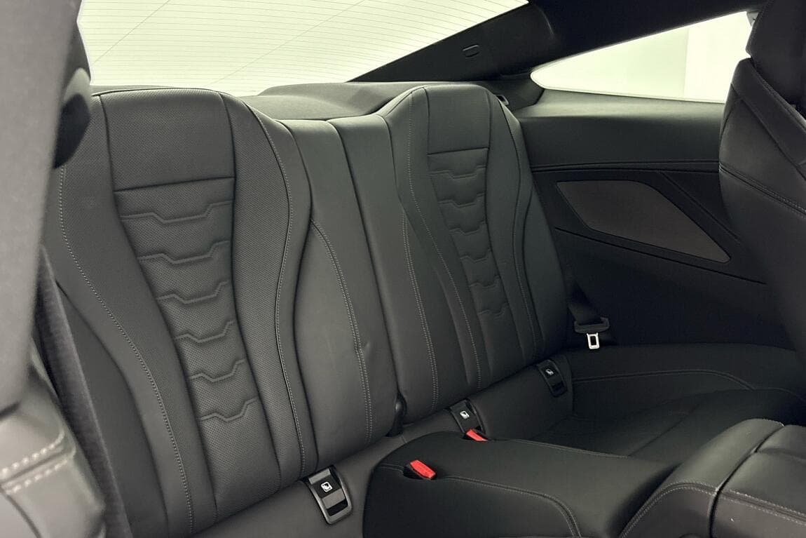 2023 BMW 8-SERIES - 17