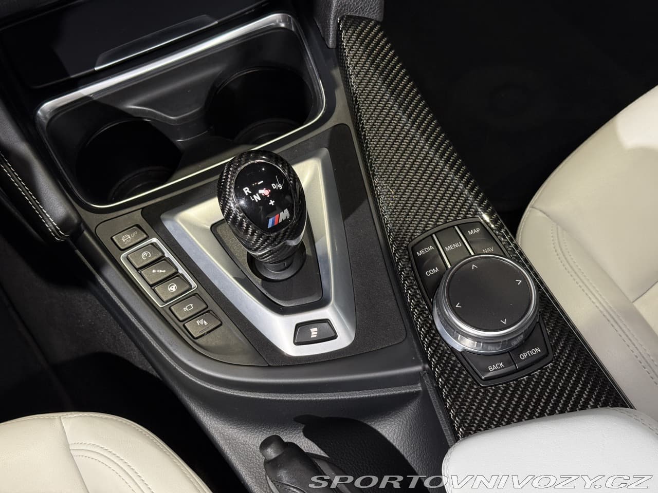 2018 BMW M3 - 11
