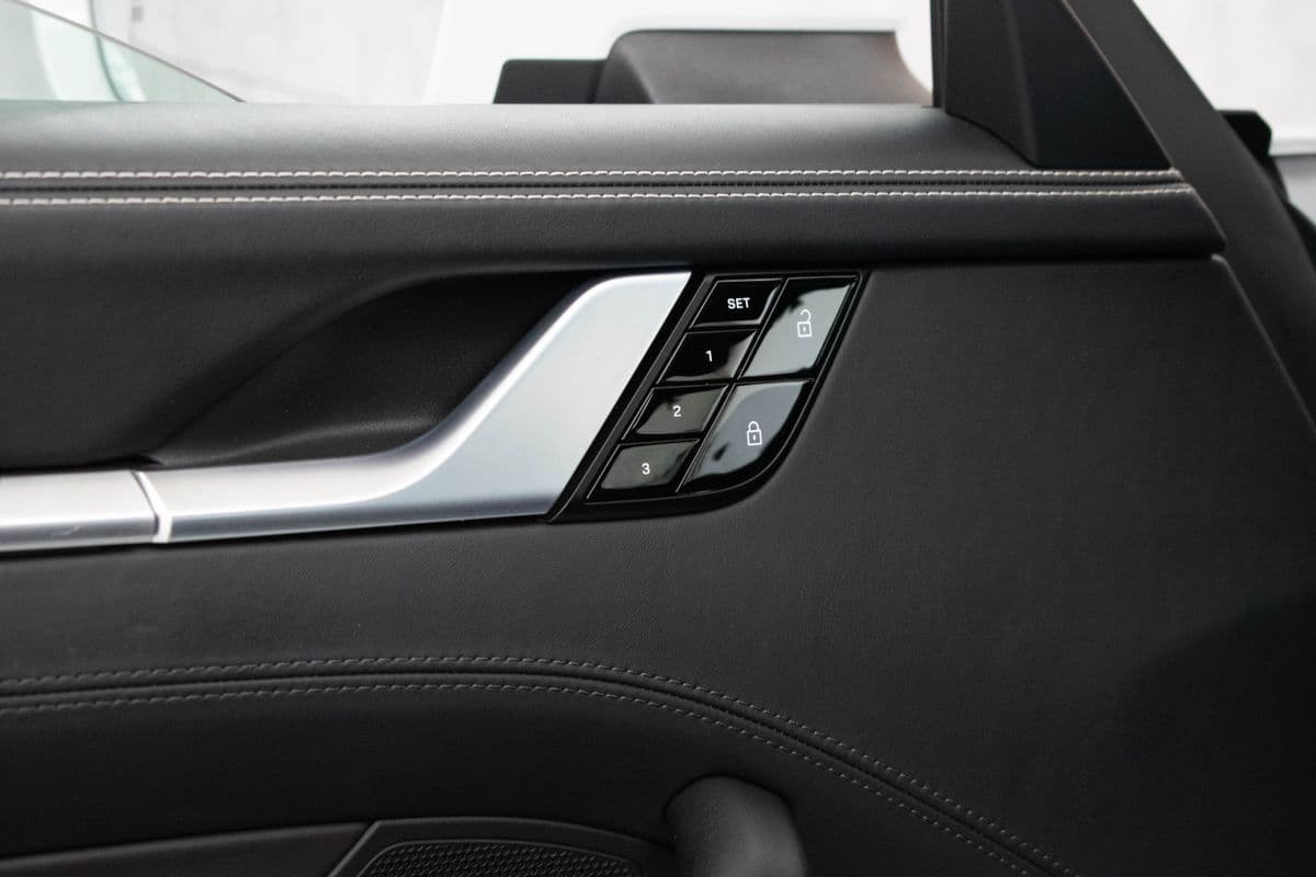 2019 Porsche 911 - 13