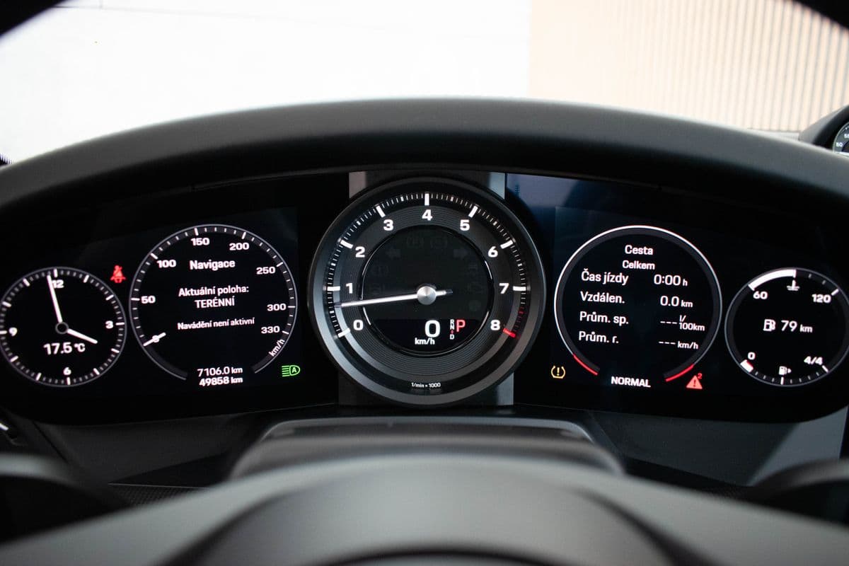 2019 Porsche 911 - 18