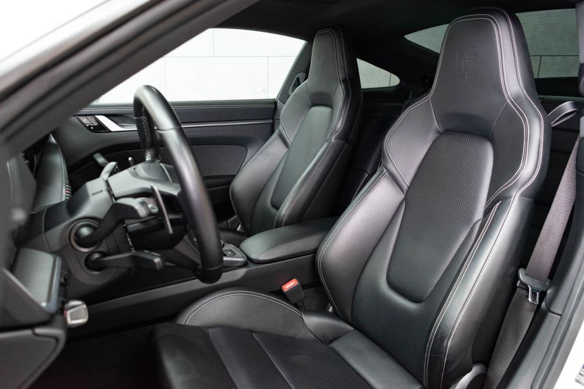 2019 Porsche 911 - 8