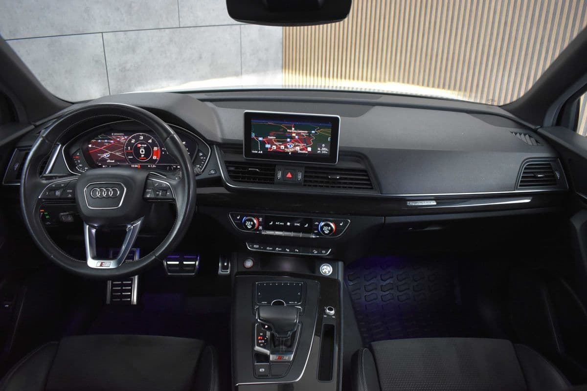 2020 Audi SQ5 - 8