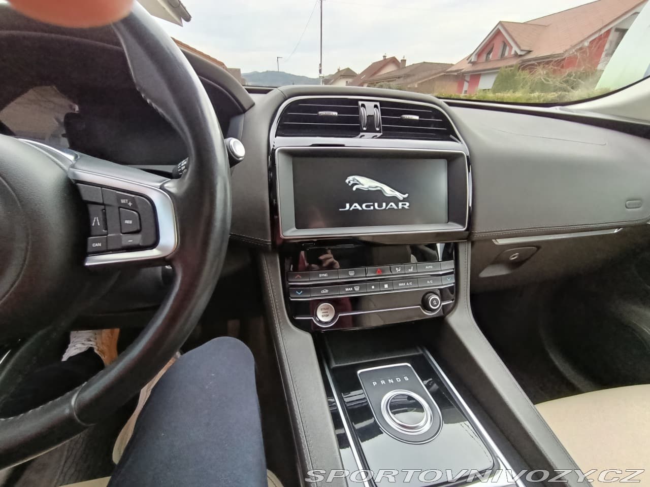 2020 Jaguar F-PACE - 3