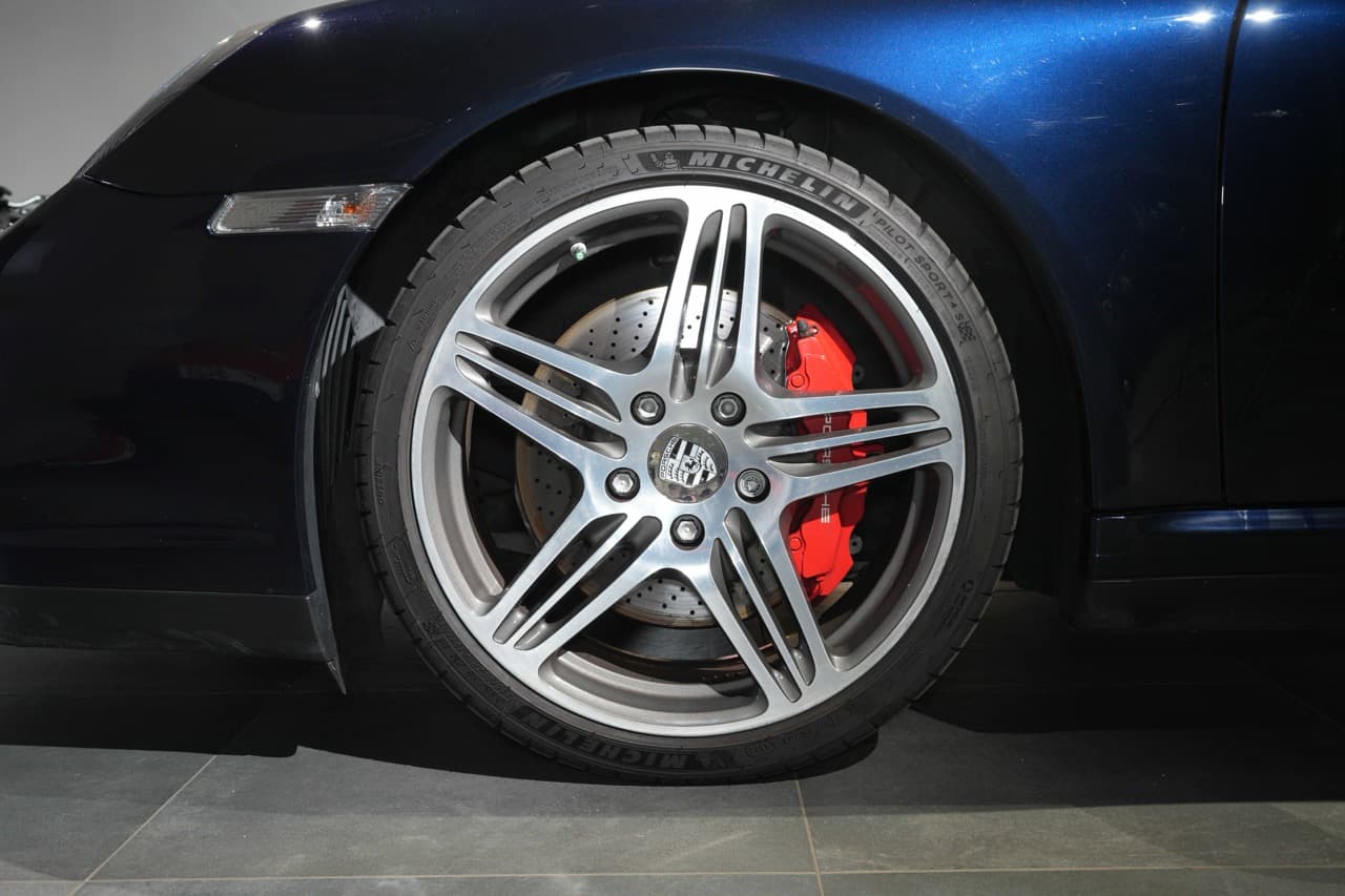 2008 Porsche 911 - 11