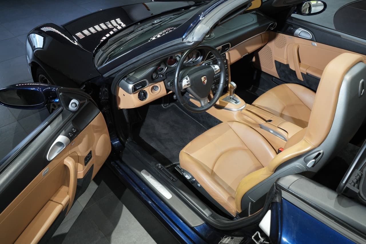 2008 Porsche 911 - 15