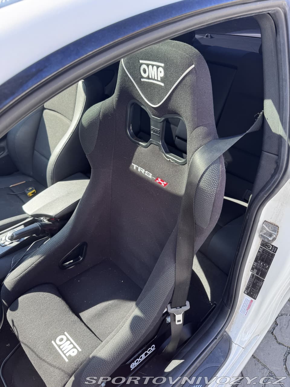 2011 BMW 1-SERIES - 4