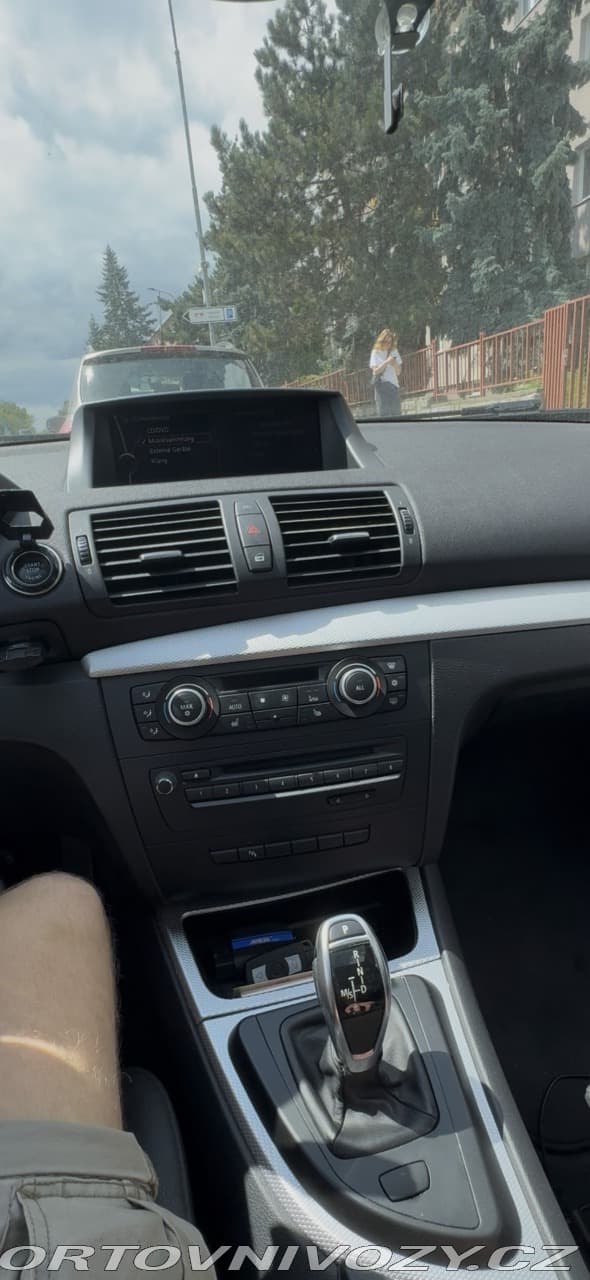 2011 BMW 1-SERIES - 5