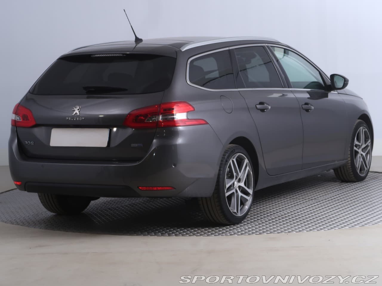 2016 Peugeot 308 - 5