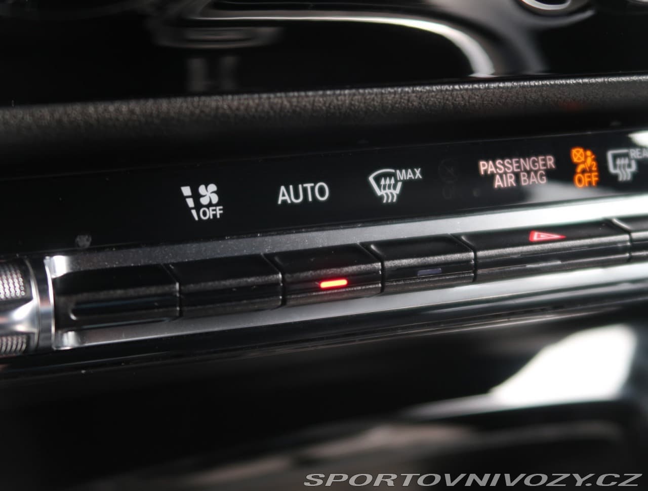 2021 Mercedes-Benz CLA - 19
