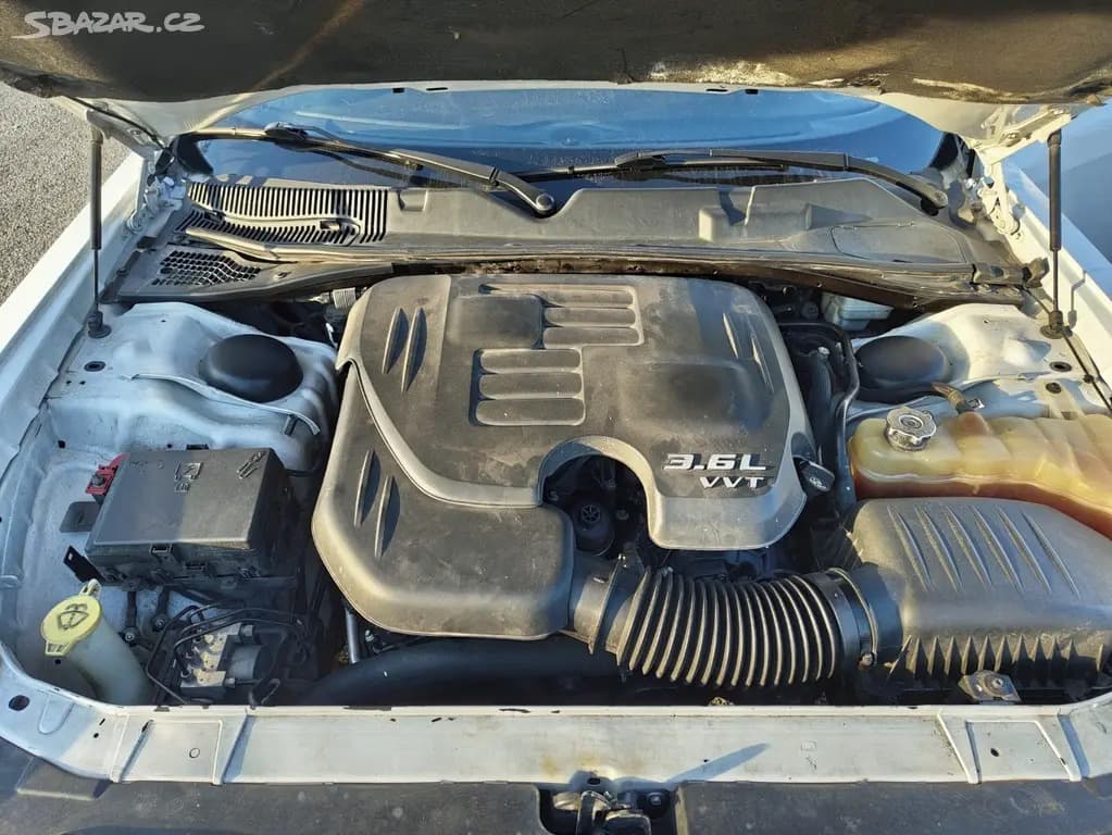2015 Dodge CHALLENGER - 12