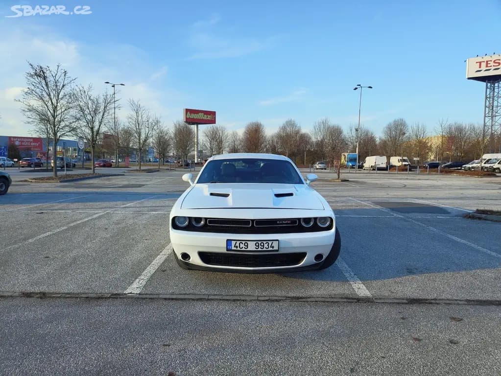 2015 Dodge CHALLENGER - 7