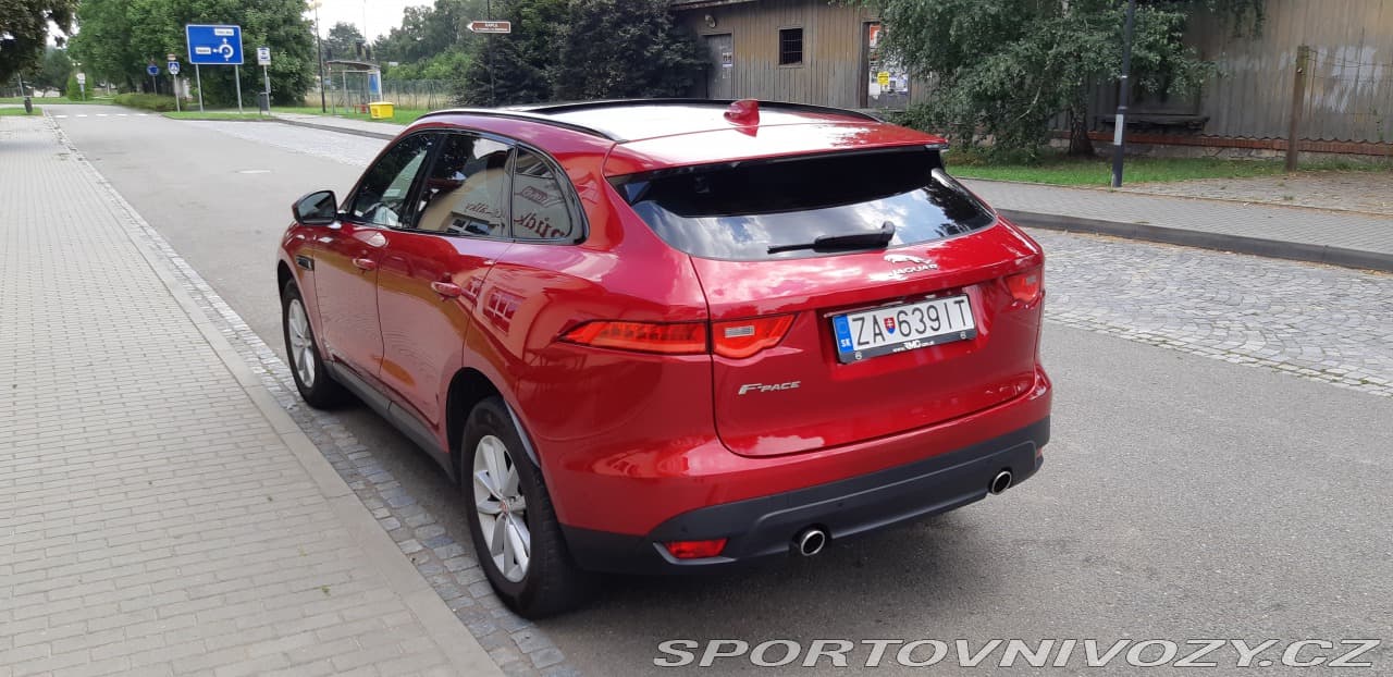 2017 Jaguar F-PACE - 3