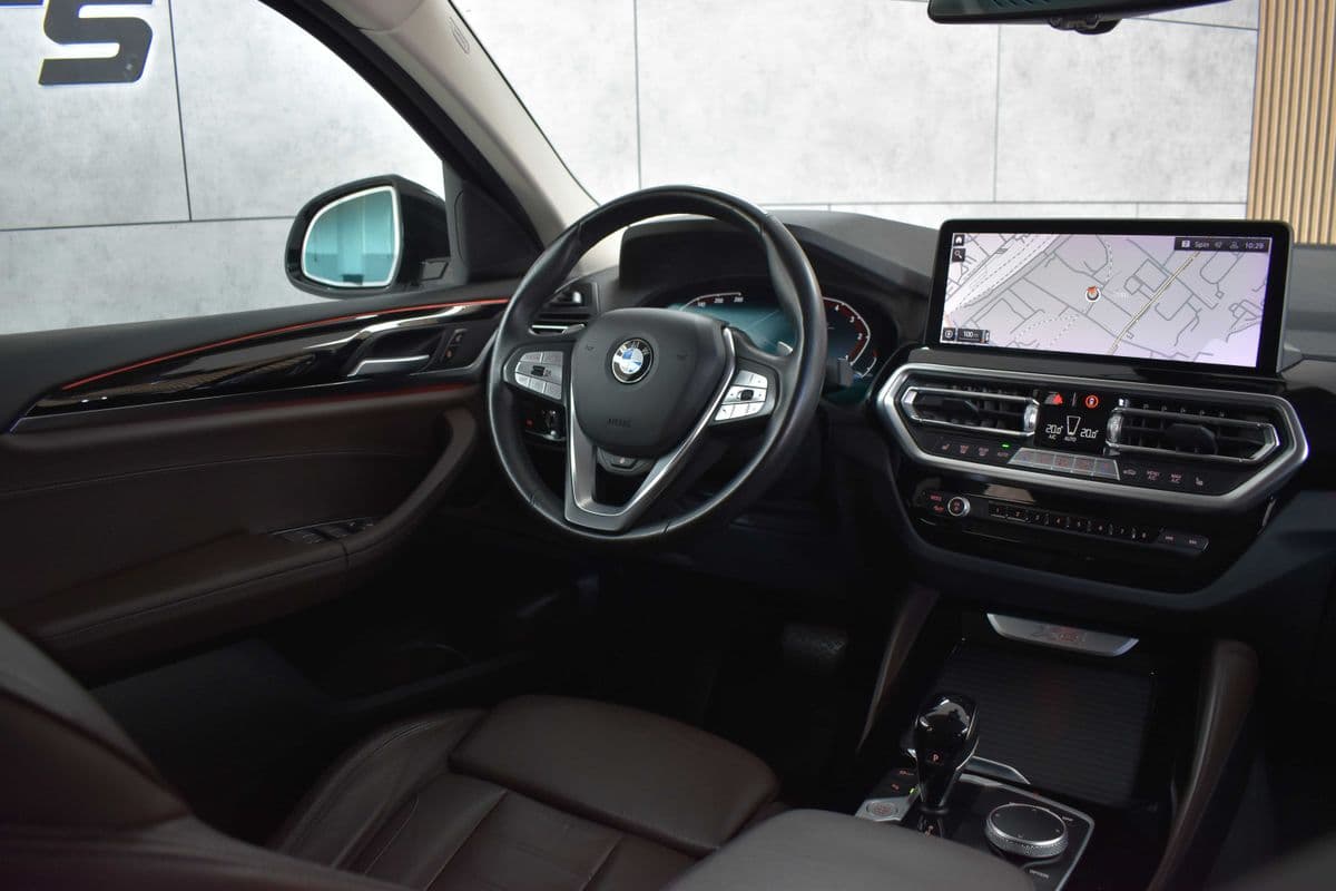 2022 BMW X4 - 8