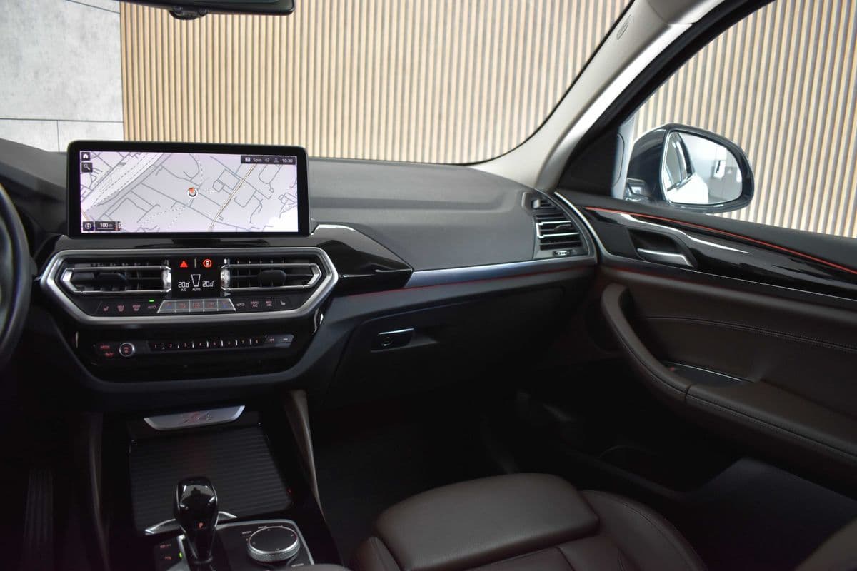 2022 BMW X4 - 9