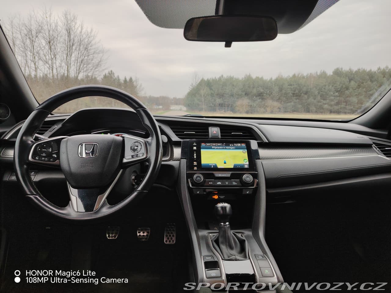 2018 Honda CIVIC - 16