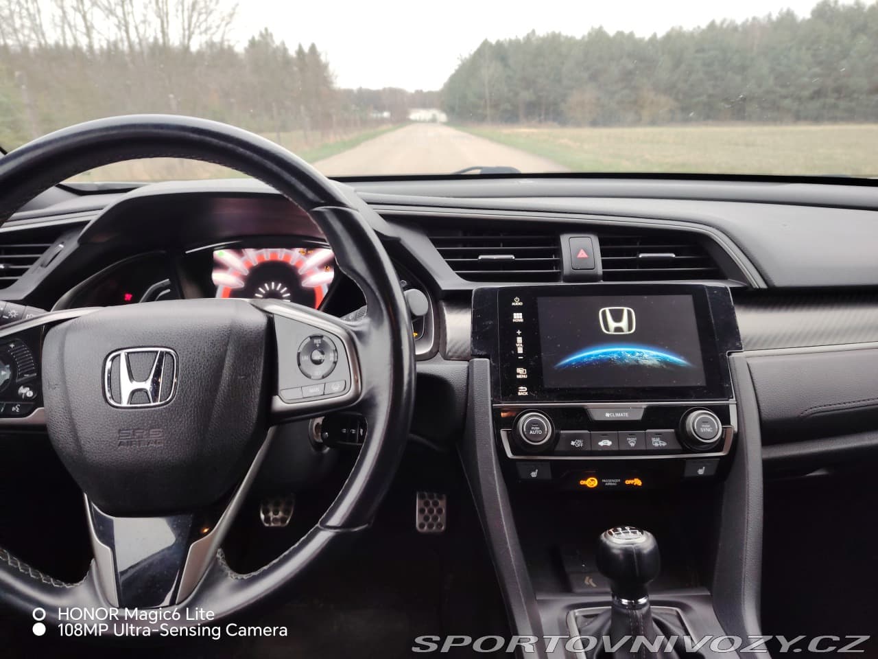 2018 Honda CIVIC - 17