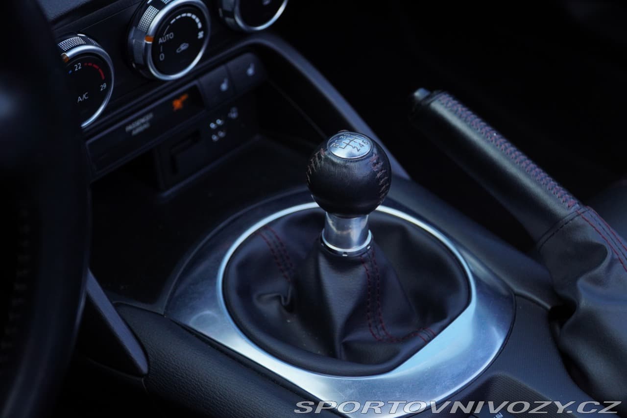 2015 Mazda MX-5 - 12