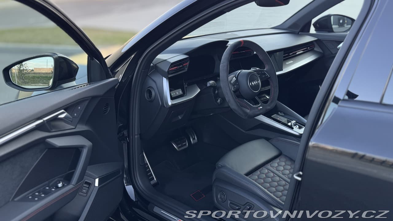 2024 Audi RS3 - 12