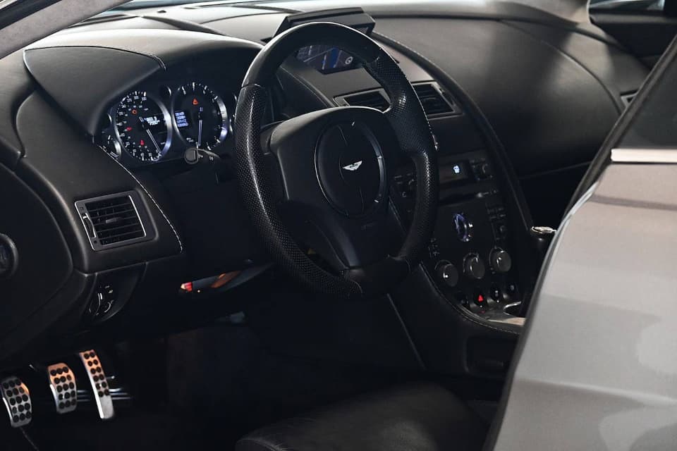2006 Aston Martin VANTAGE - 11