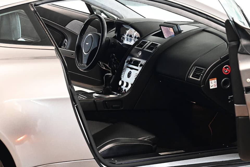 2006 Aston Martin VANTAGE - 15