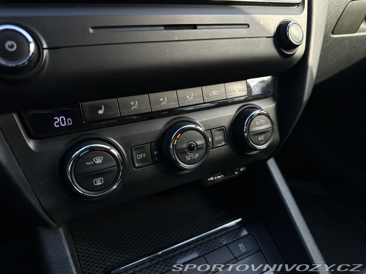 2014 Škoda OCTAVIA - 11