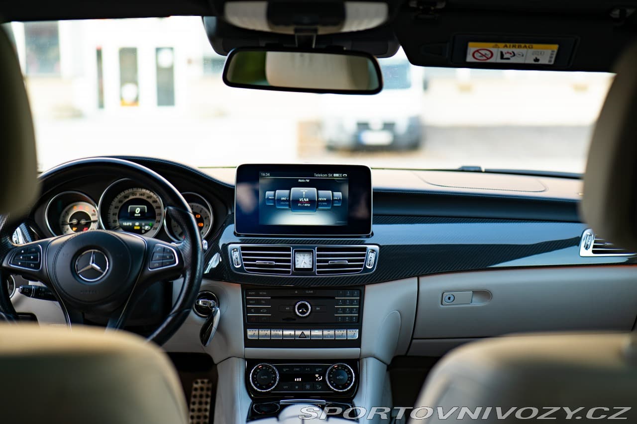 2015 Mercedes-Benz CLS - 12