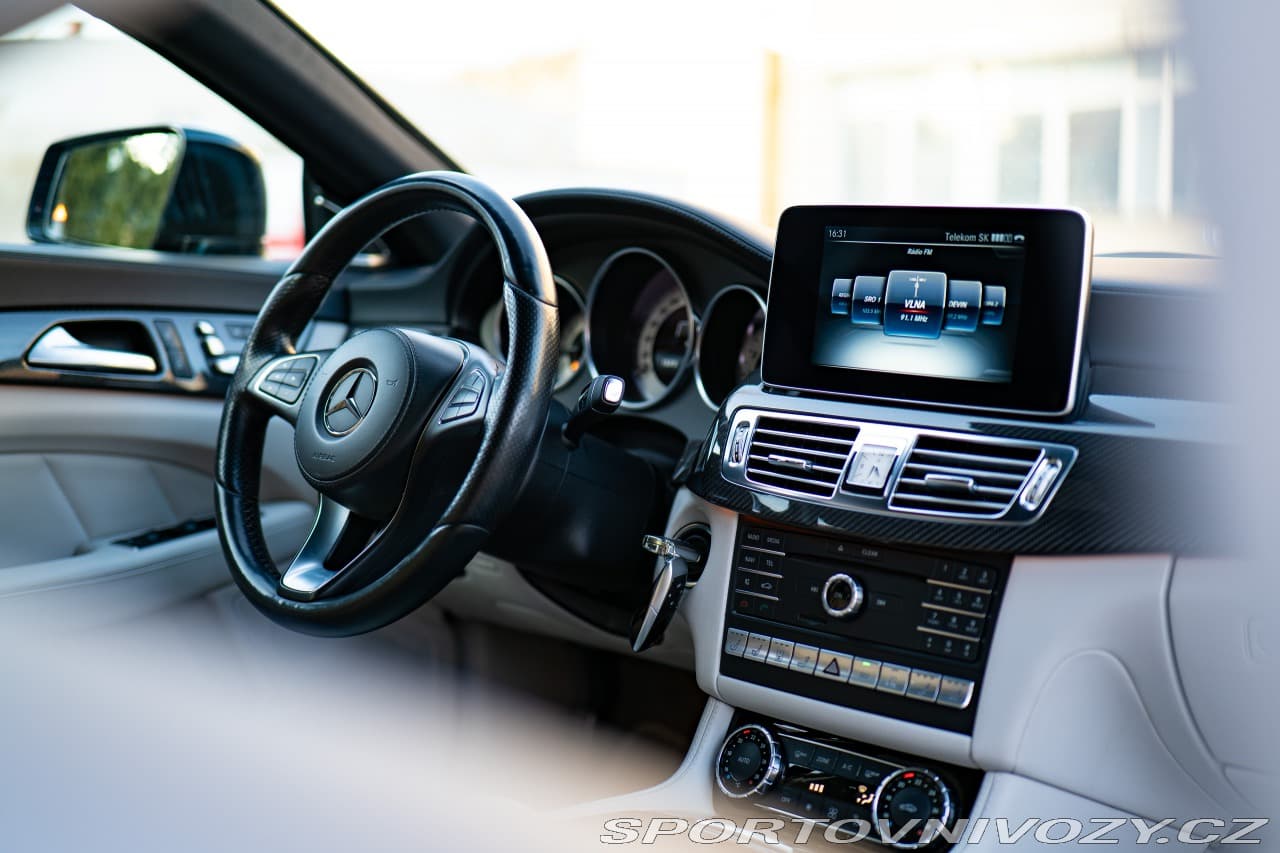 2015 Mercedes-Benz CLS - 9